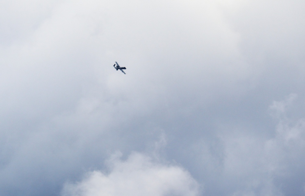 Air Force A-10 pilots get bombing practice during Fort McCoy training