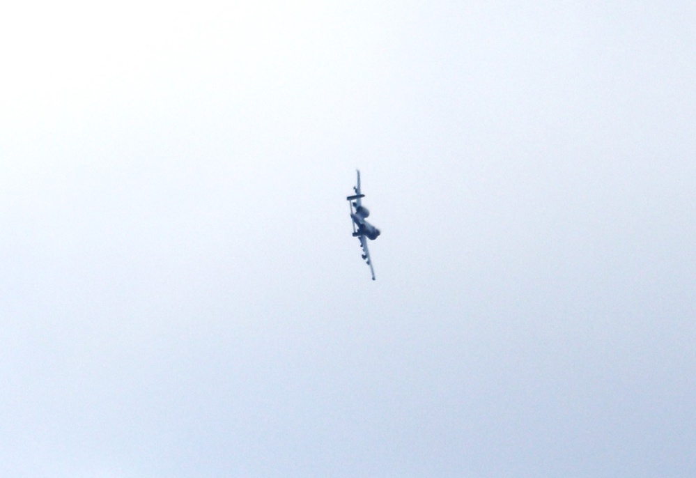 303rd Fighter Squadron A-10 pilots train in skies over Fort McCoy