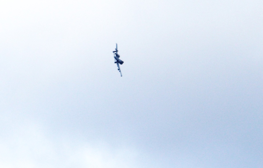 303rd Fighter Squadron A-10 pilots train in skies over Fort McCoy