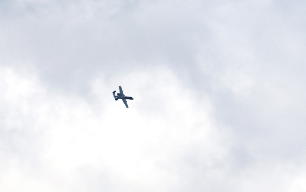 303rd Fighter Squadron A-10 pilots train in skies over Fort McCoy