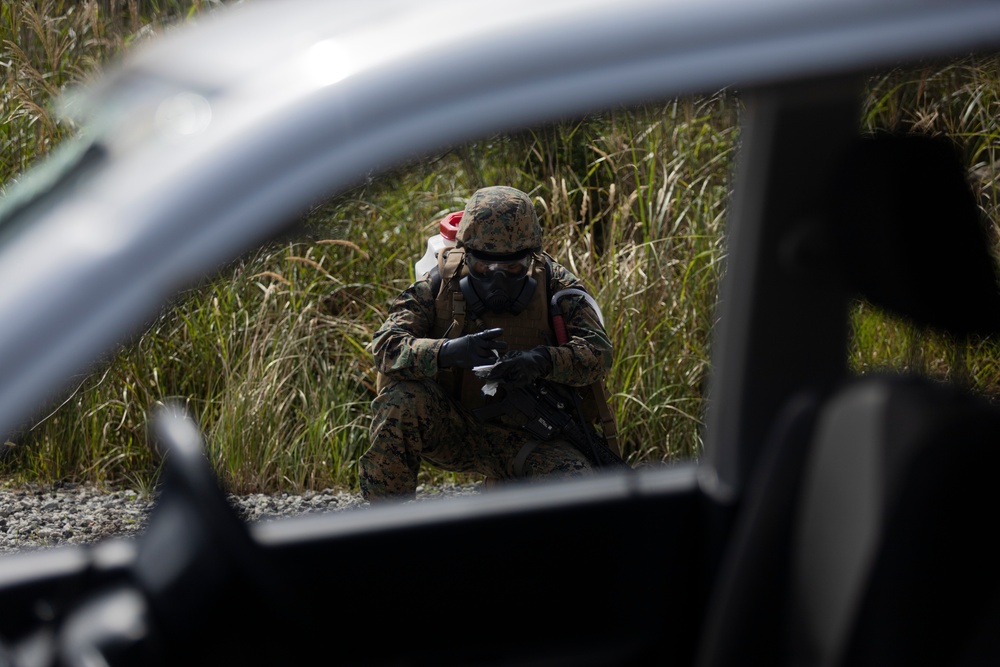 Marines train in aviation ground support operations at Camp Fuji