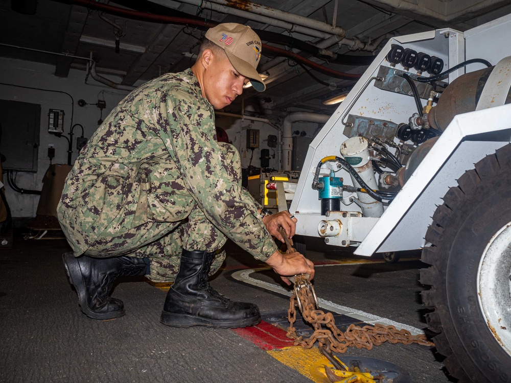 Daily Operations Aboard USS Carl Vinson (CVN 70)