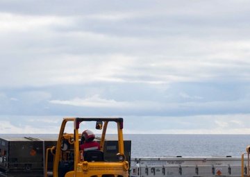 USS George Washington Conducts a Vertical Ordnance Onload