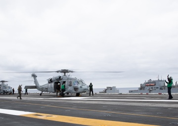 USS George Washington Conducts a Vertical Ordnance Onload