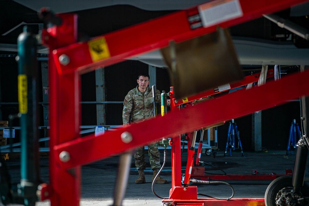 Crew Chiefs Ensure MQ-9 Reaper Mission Readiness