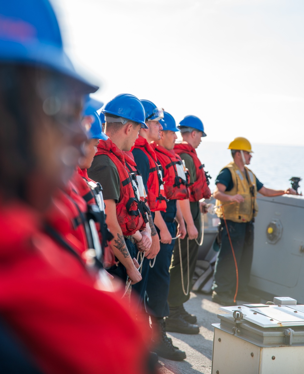 USS New York Replenishment At Sea