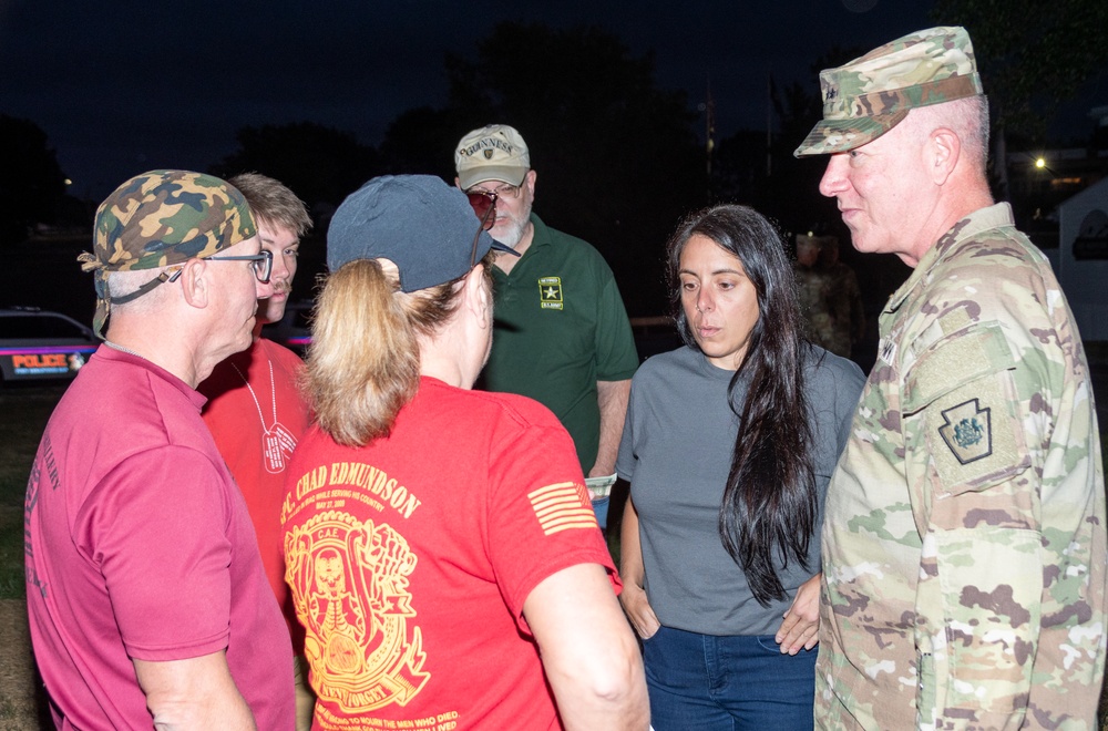 Hundreds honor the memory of fallen service members at annual March for the Fallen event