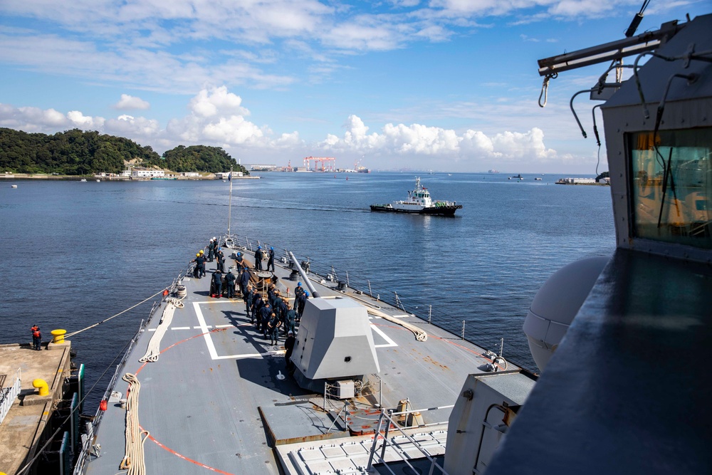 USS Ralph Johnson Departs CFAY