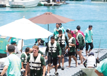 Futenma Marines experience Ginowan Hari / 普天間海兵隊が宜野湾ハーリーを体験