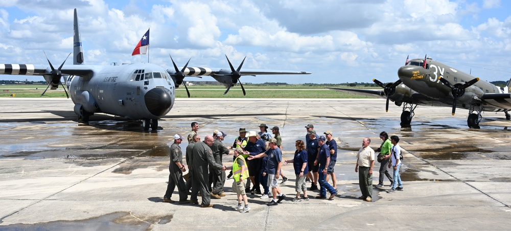 Texas Air National Guardsmen visit CAF