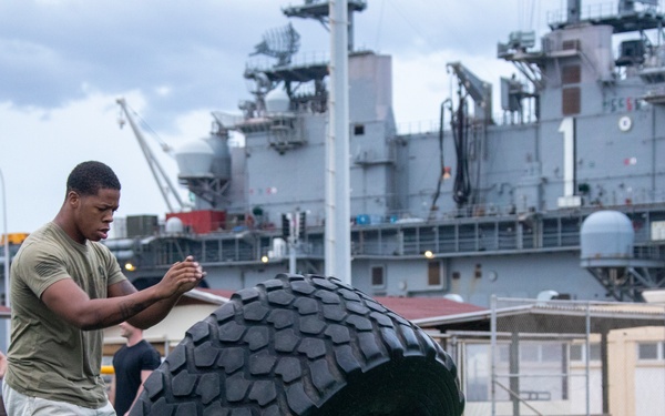 WSP ARG-24th MEU (SOC) Strong Man Competition