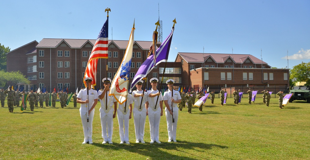 353rd CACOM hosts change of command, welcomes new commander