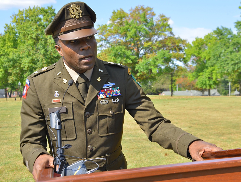 353rd CACOM hosts change of command, welcomes new commander