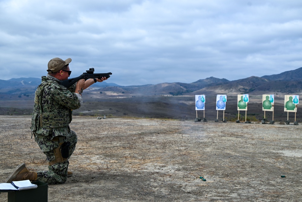 PSU 311 weapons training