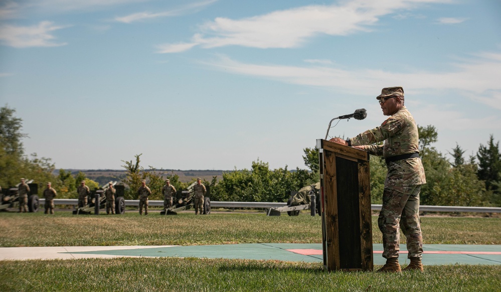 Big Red One Hosts Victory with Honors Ceremony