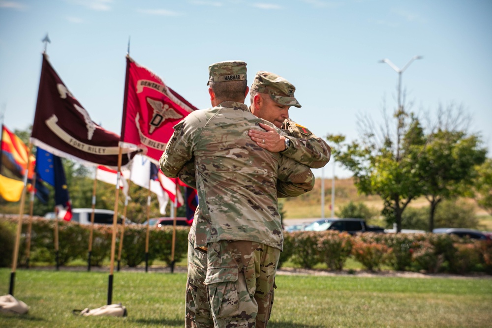 Big Red One Hosts Victory with Honors Ceremony