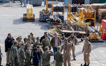 USS Ronald Reagan (CVN 76) hosts a tour for U.S. Naval Sea Cadet Corps