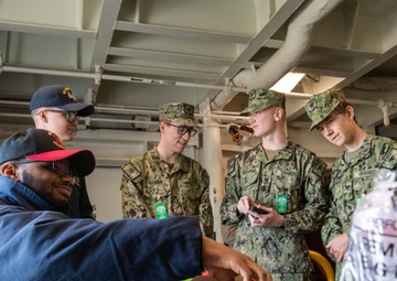 USS Ronald Reagan (CVN 76) hosts a tour for U.S. Naval Sea Cadet Corps