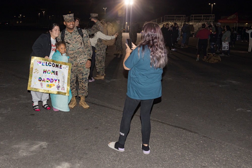 MRF-D 24.3 Marines, Sailors return from six-month deployment to Australia