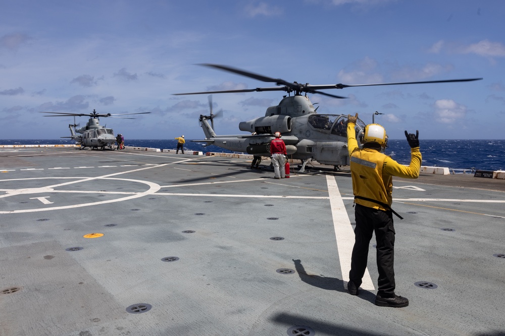 31st MEU disembarks the USS Green Bay