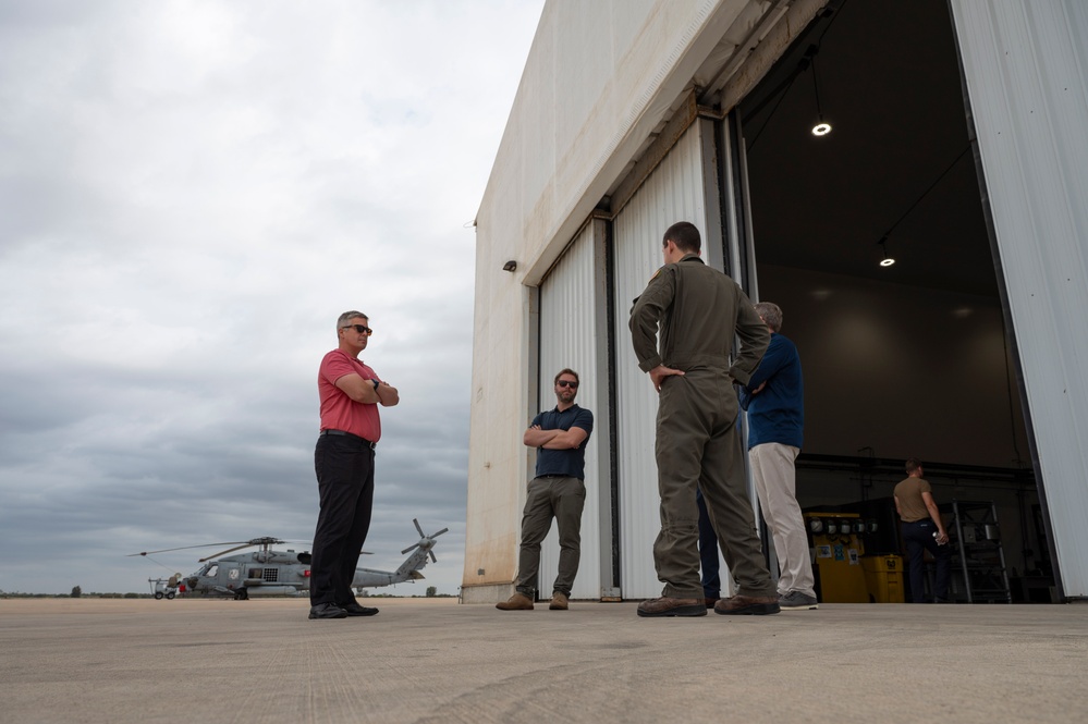 U. S. Naval War College Faculty Members visit NAVSTA Rota