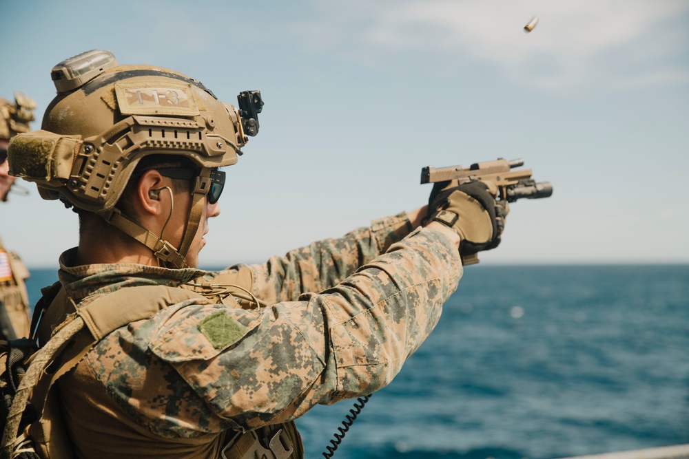 On Target: 15th MEU Conducts Deck Shoot Aboard Boxer