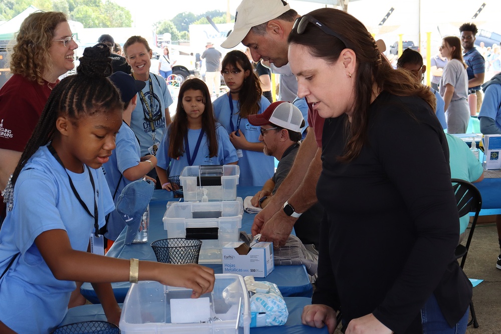 NAVFAC Volunteers Help Develop Future Engineers as part of NAS Oceana Outdoor STEM Laboratory