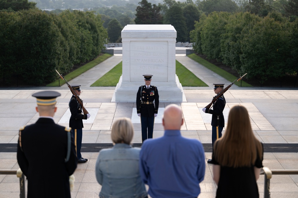 Sentinel U.S. Army Spc. Adam Platt Last Walk at the Tomb of the Unknown Soldier