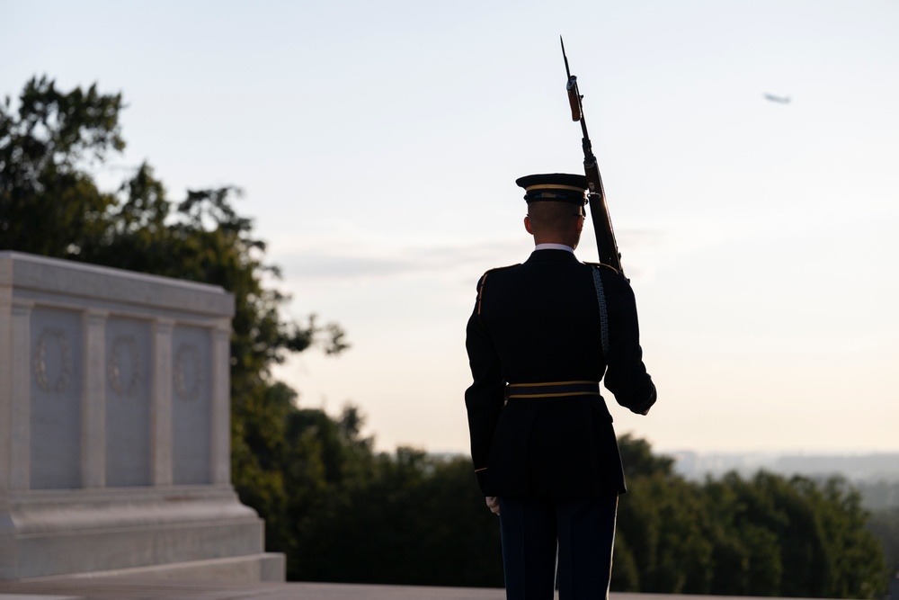 Sentinel U.S. Army Spc. Adam Platt Last Walk at the Tomb of the Unknown Soldier