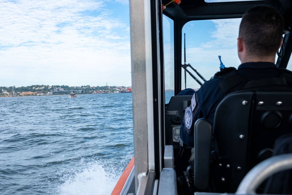 Coast Guard MSST Units Conduct First Annual Roundup for Tactical Training in New York Harbor