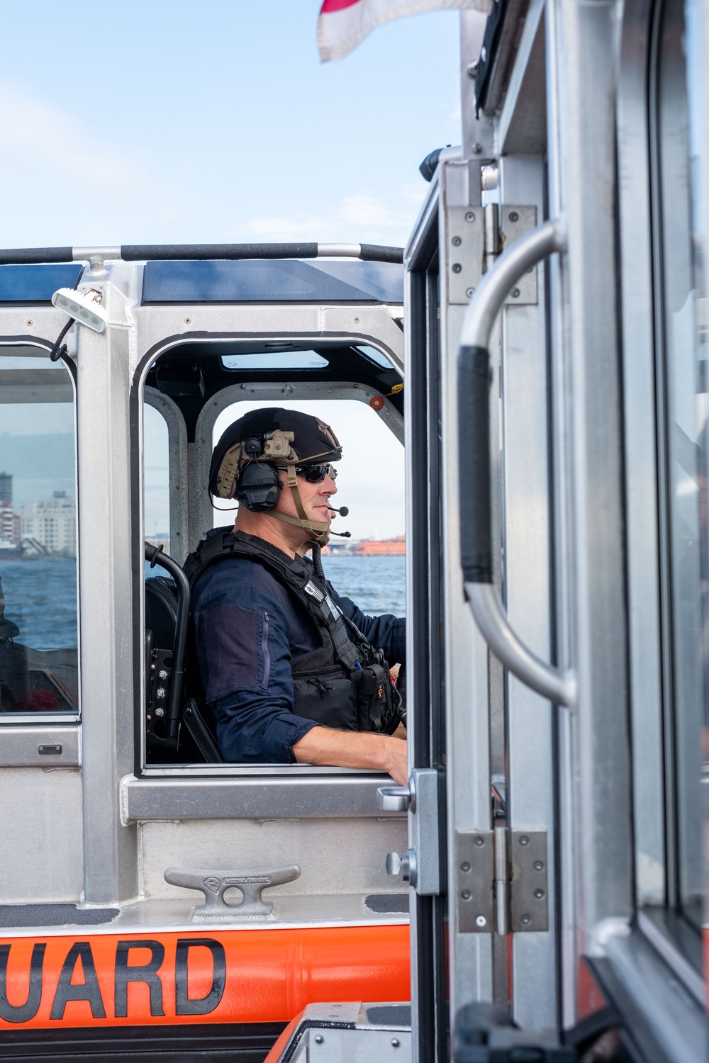 Coast Guard MSST Units Conduct First Annual Roundup for Tactical Training in New York Harbor