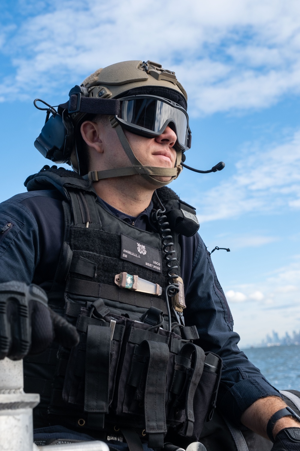 Coast Guard MSST Units Conduct First Annual Roundup for Tactical Training in New York Harbor