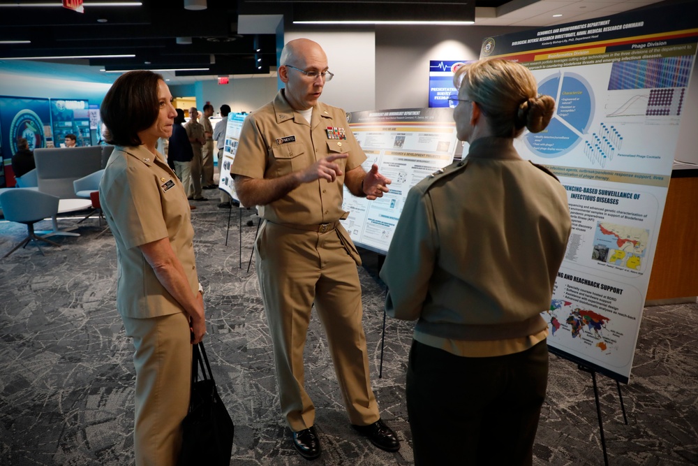 NMRC Leadership Provides Guidance on Marine Health to the Health Services Operational Advisory Group