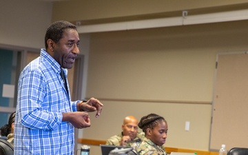 401st AFSB command and staff brief incoming Soldiers at the Armed Forces Reserve Center