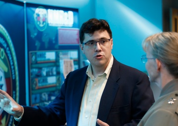 NMRC Leadership Provides Guidance on Marine Health to the Health Services Operational Advisory Group