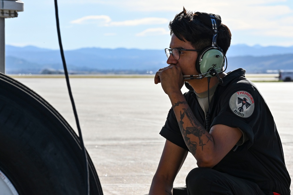 34th BGS prepares jets for flight during Raider Reach exercise