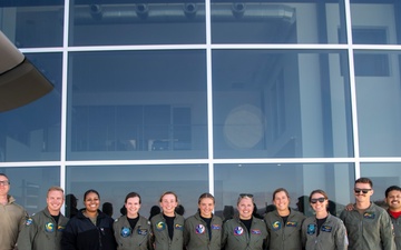 HSC-3 Participates in &quot;Girls in Aviation&quot; Event at Gillespie Air Field