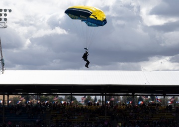 Oregon Aviators support historic Pendleton Round-Up