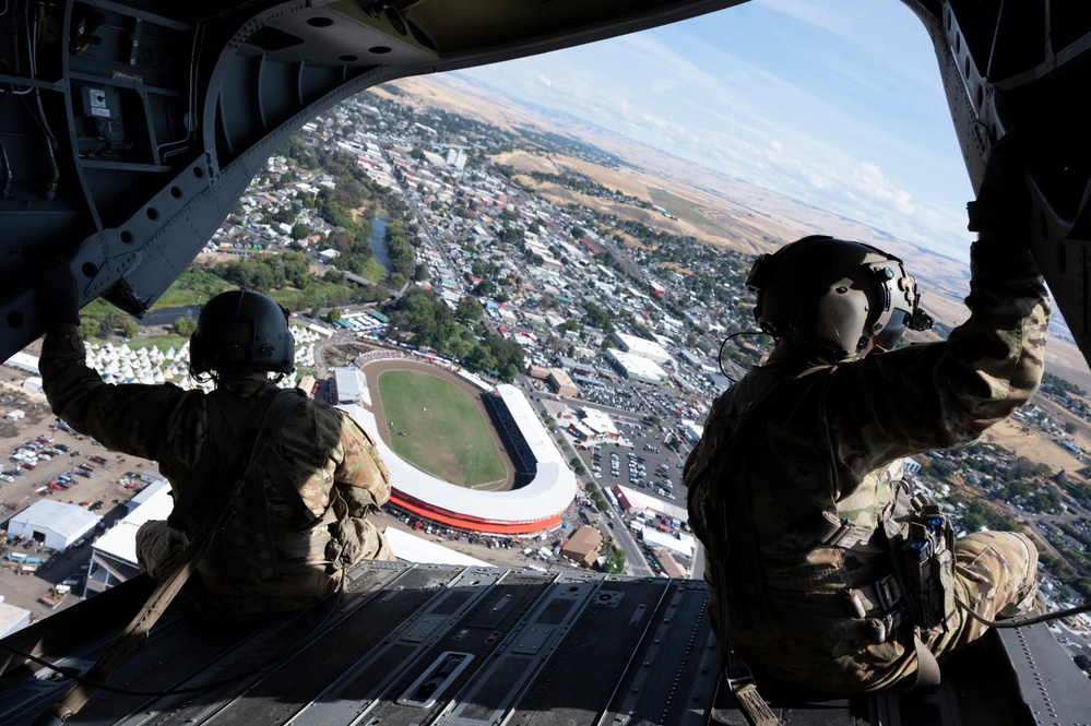 Oregon Aviators support historic Pendleton Round-Up