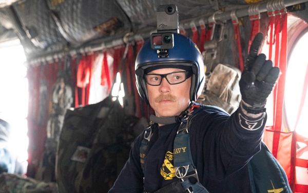 Oregon Aviators support historic Pendleton Round-Up