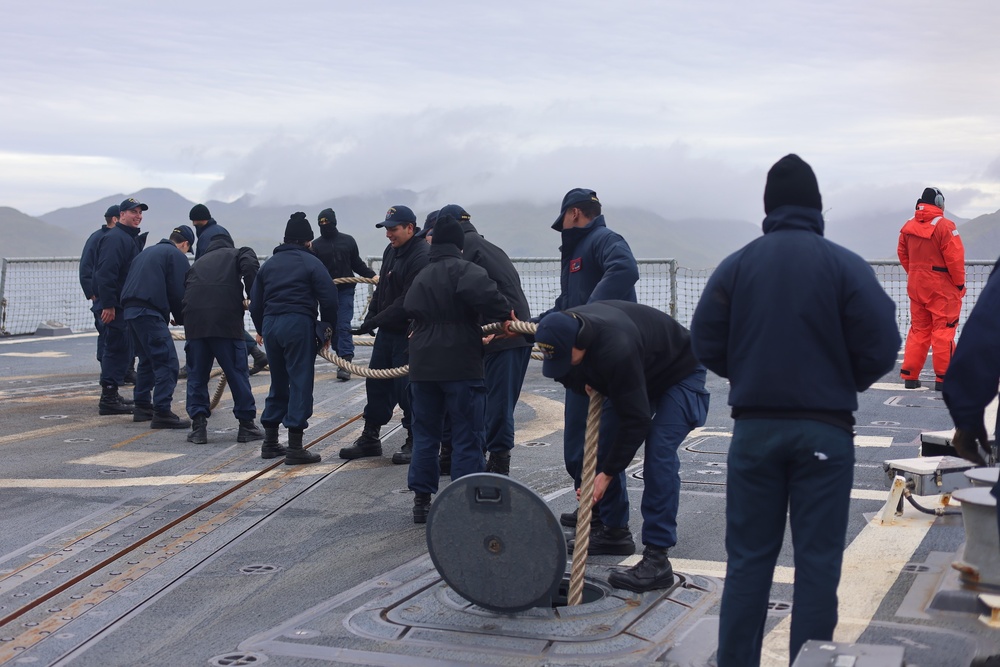 Stowing Lines on USS Sterett (DDG 104)