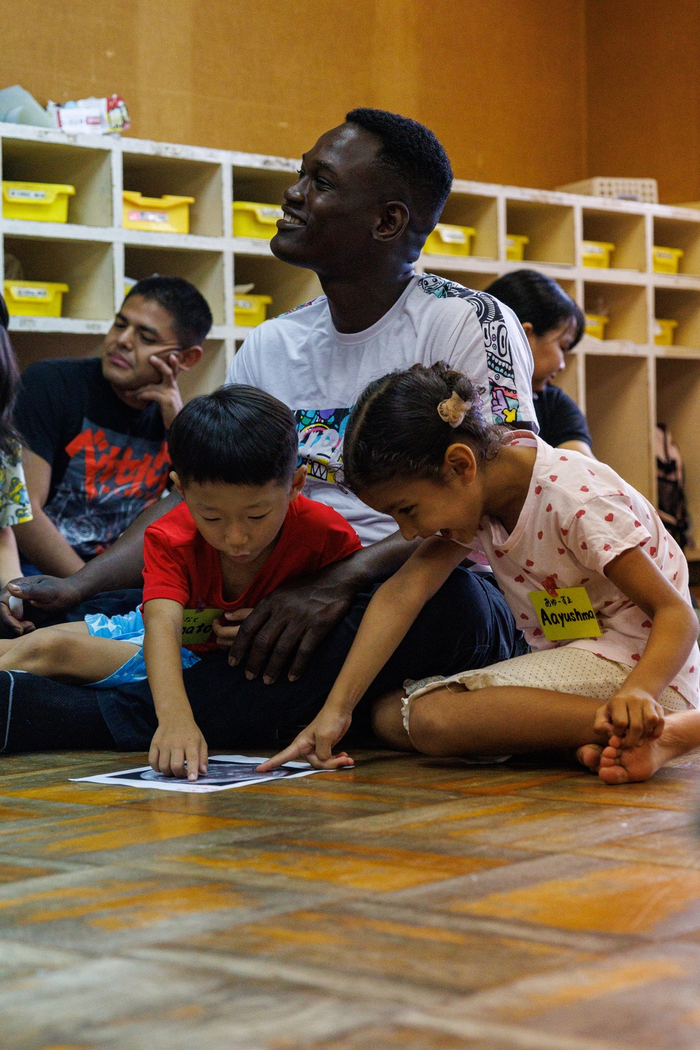 MCAS Iwakuni service members volunteer at local preschool