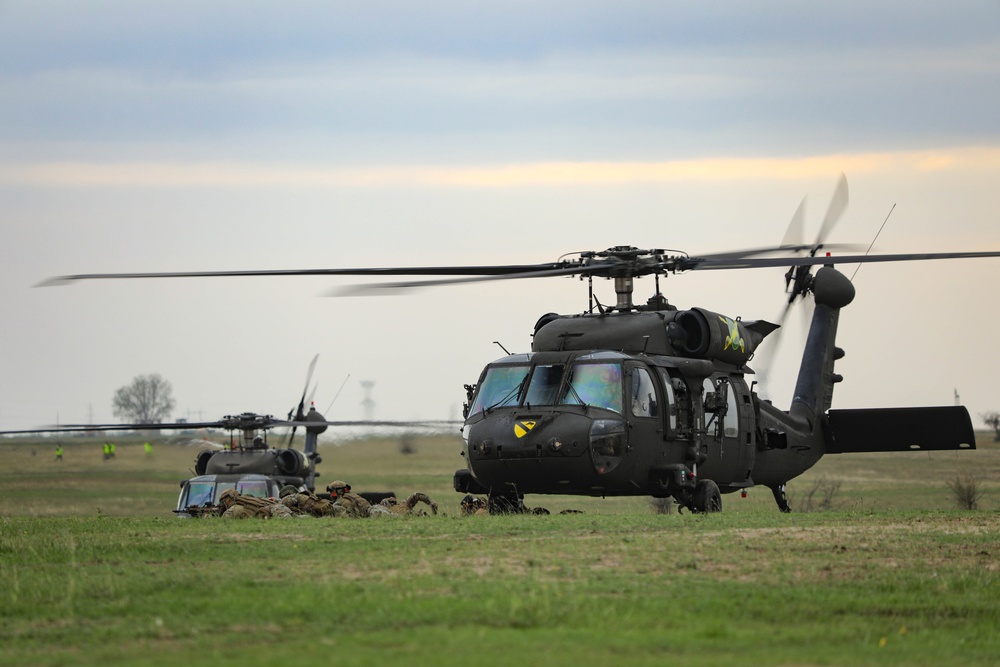 Air Cav Conducts Multinational Training