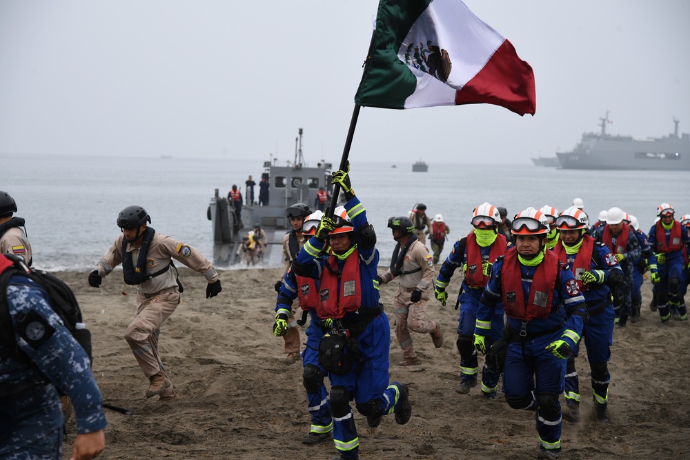 Partner Nations Join Host Peru in Beach Landing During SOLIDAREX 2024