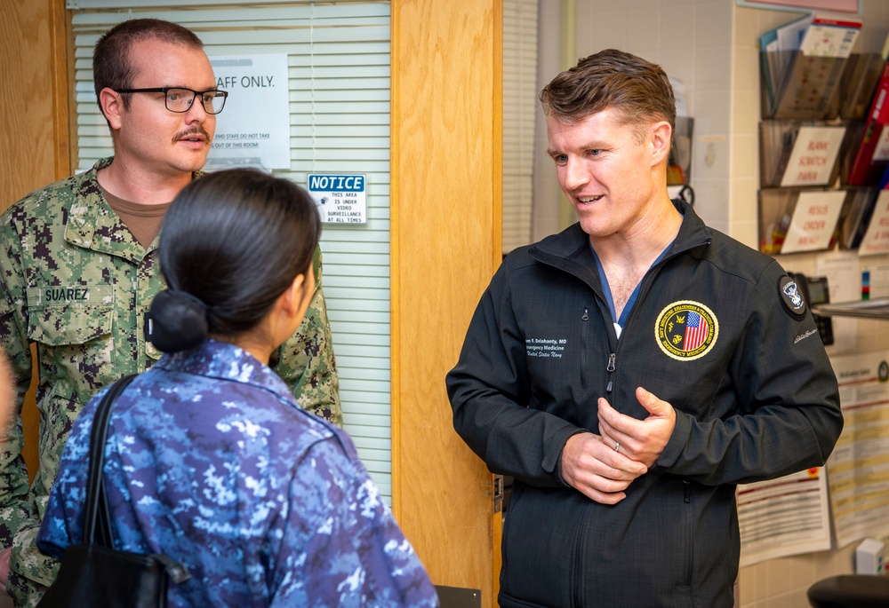 NAVAL MEDICAL CENTER PORTSMOUTH WELCOMES JAPANESE NAVY PERSONNEL