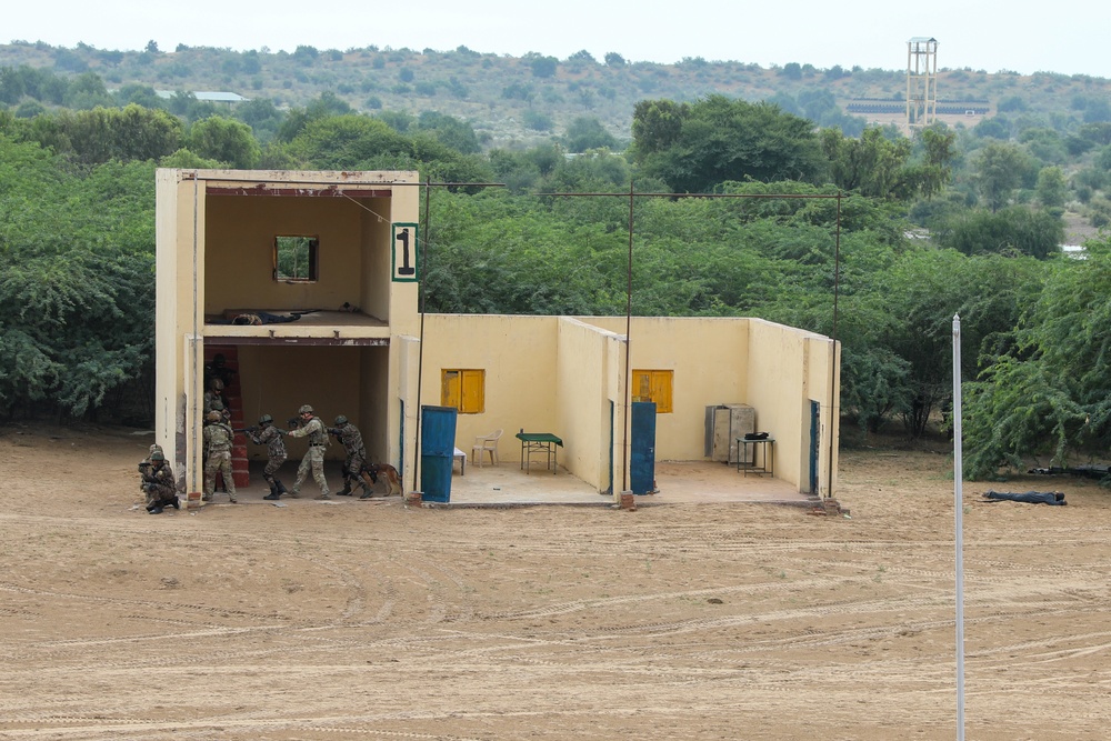 Exercise Yudh Abhyas hosts live fire demonstration
