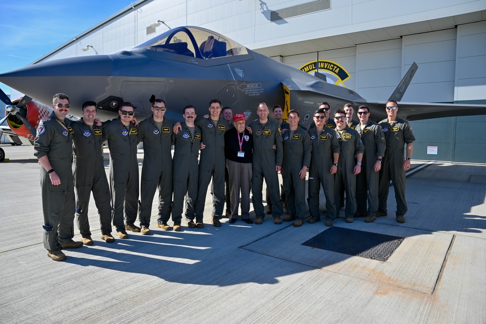 Liberty Wing hosts WWII veteran Ed Cottrell