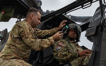 1st Infantry Division hosts Kansas City Chiefs flyover