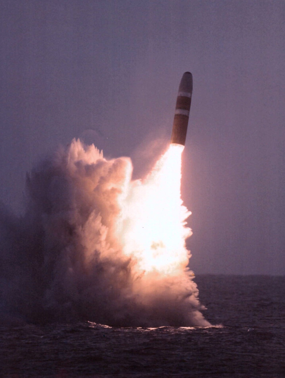 USS John C Calhoun C-4 launch