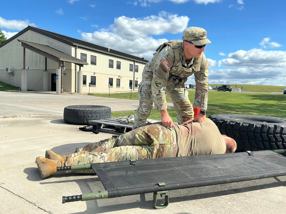 Combat Medics train for recerts